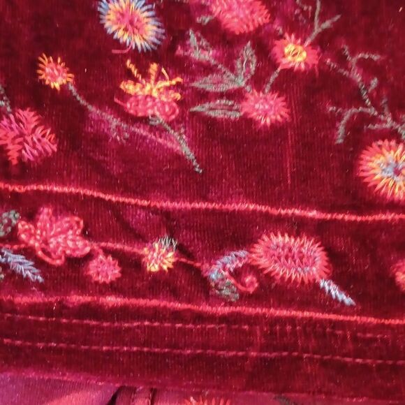 Umgee Cabernet Velvet Dress with Floral Embroidery.Native Inspired.Peasant Shape - Picture 12 of 12